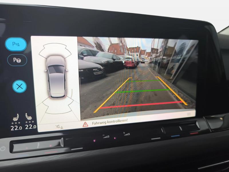 VW Golf Style TSI DSG mHeV