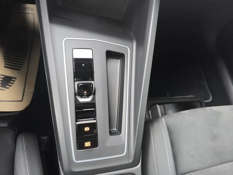 VW Golf Style TSI DSG mHeV