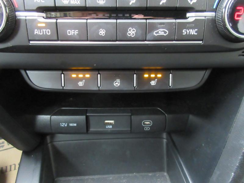 KIA XCEED/SIL/1.0 TGDI/MT6/100