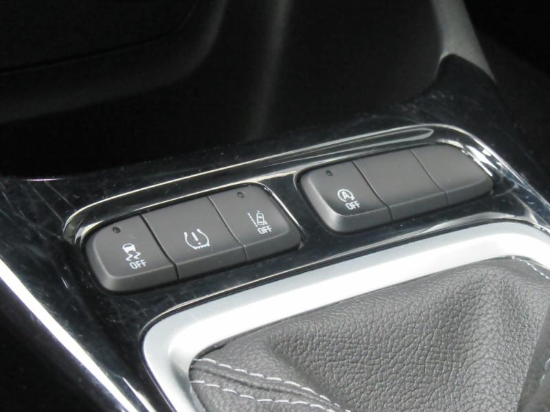 Opel CROSSLAND ELE 1.2 S/S 6G 110PS