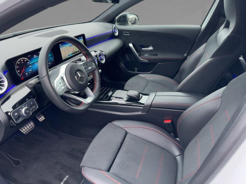 MERCEDES-BENZ A 250 e AMG-Line