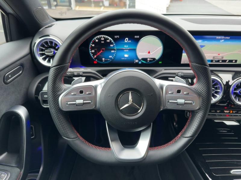 MERCEDES-BENZ A 250 e AMG-Line