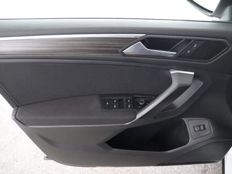 VW Tiguan Allspace R-Line TDI 4MOTION DSG