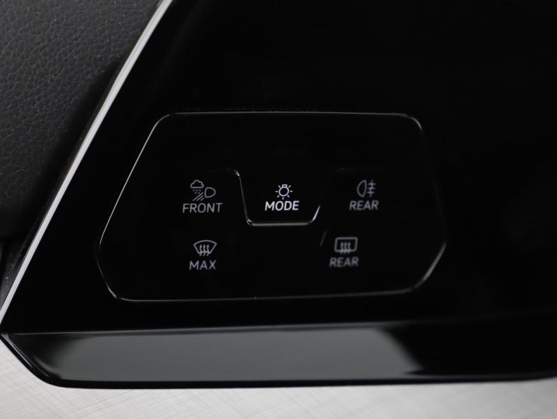 VW Golf Variant Life TDI DSG