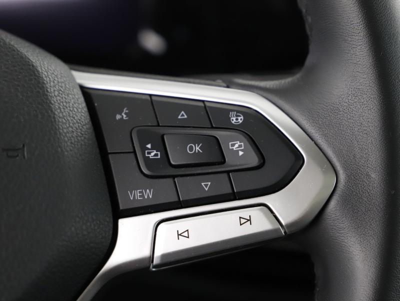 VW Golf Variant Life TDI DSG