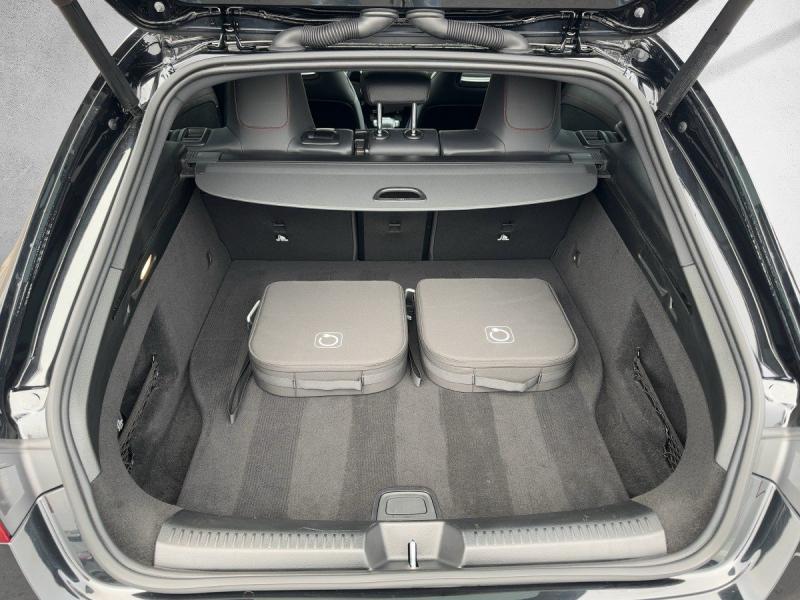 MERCEDES-BENZ CLA 250 e Shooting Brake