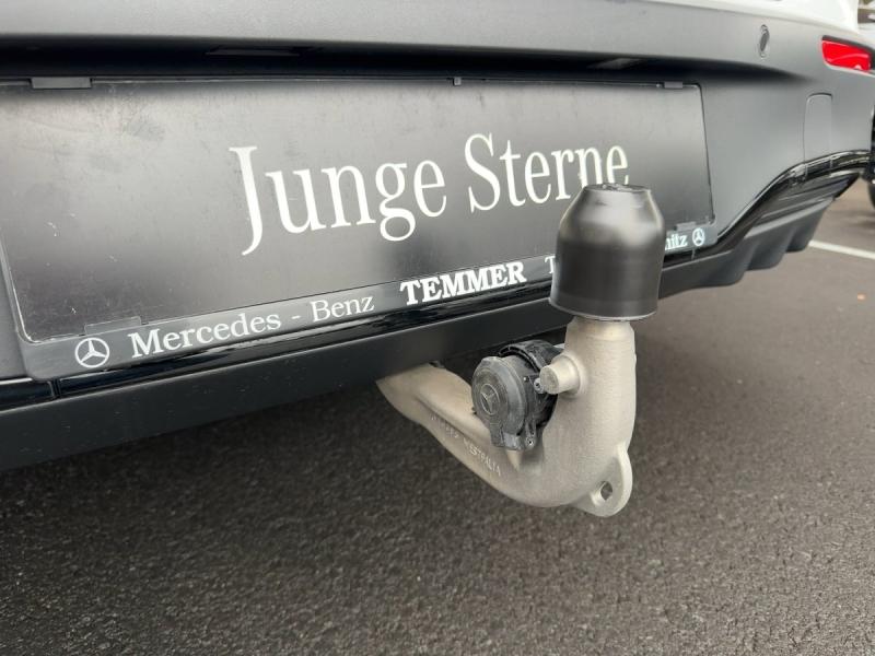 MERCEDES-BENZ EQA 300 4MATIC