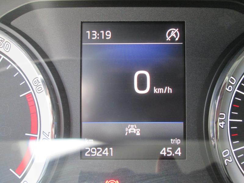 Skoda Karoq 15 TSI Ambition SC