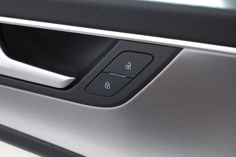 Audi A6 Limousine 55 TFSI e quattro Sport