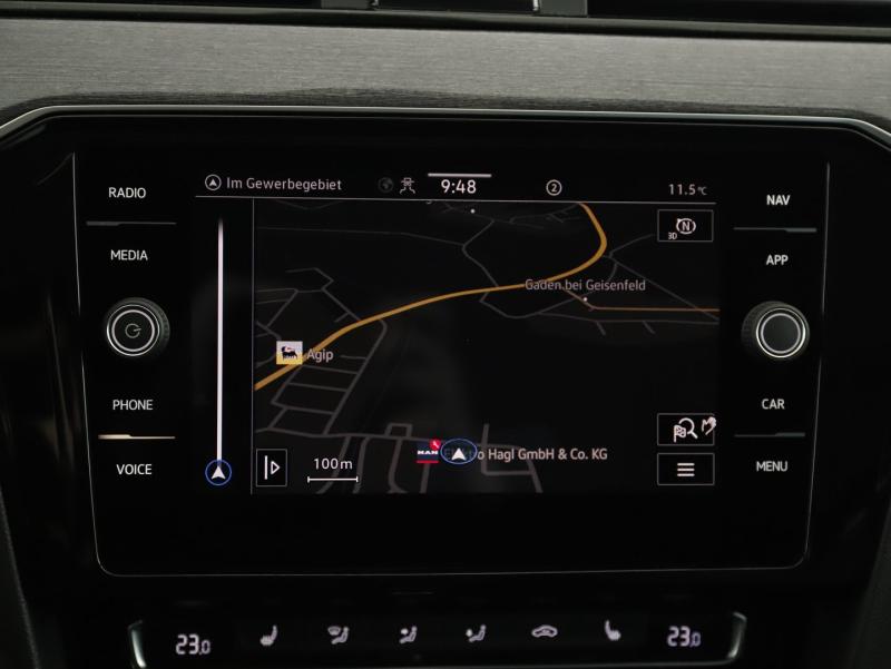 VW Passat Var. Elegance TDI SCR 4MOTION DSG