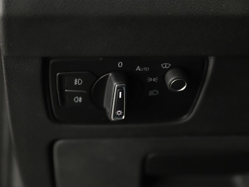 VW Passat Var. Elegance TDI SCR 4MOTION DSG