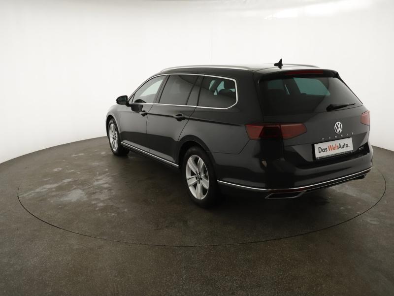 VW Passat Var. Elegance TDI SCR 4MOTION DSG