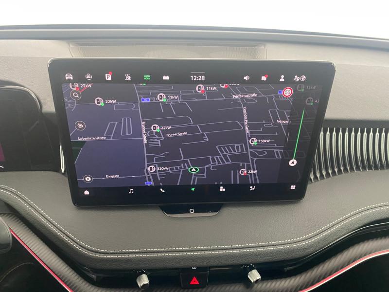 Škoda Superb Combi Sportline iV TSI DSG