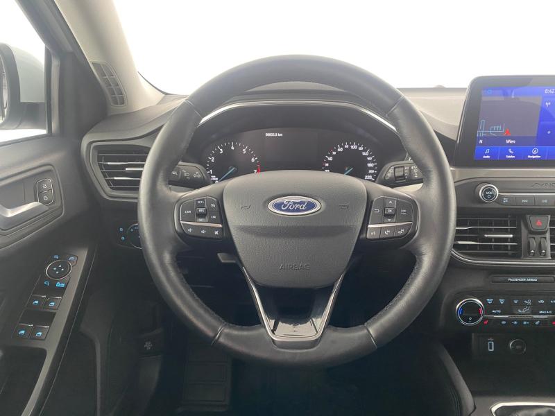 Ford Focus Traveller 1,0 EcoBoost Titanium