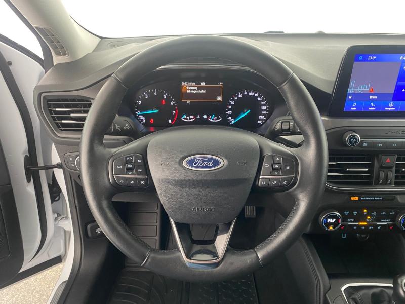 Ford Focus Traveller 1,0 EcoBoost Titanium
