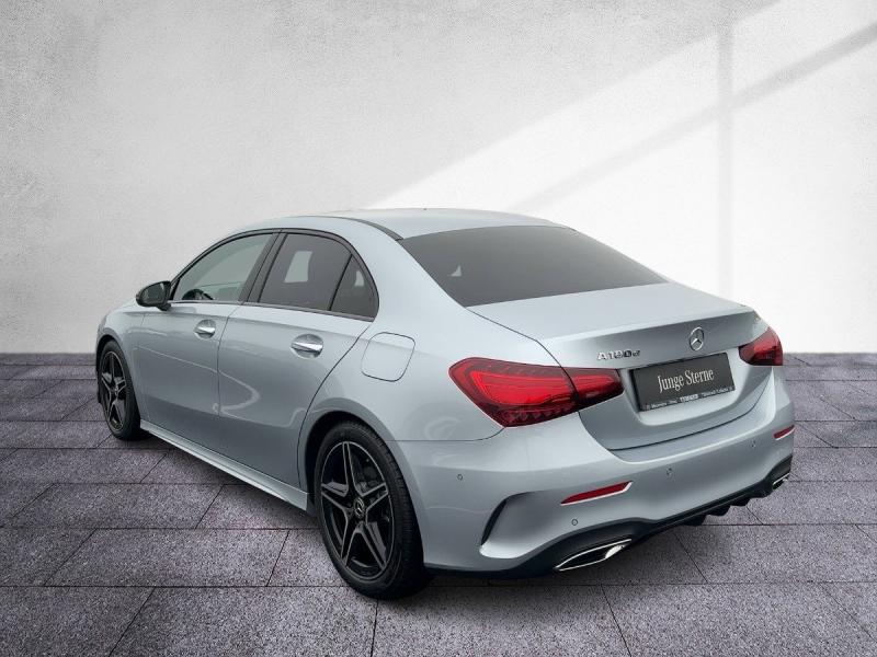 MERCEDES-BENZ A 180 d Limousine AMG-Line