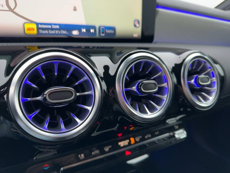 MERCEDES-BENZ A 180 d Limousine AMG-Line