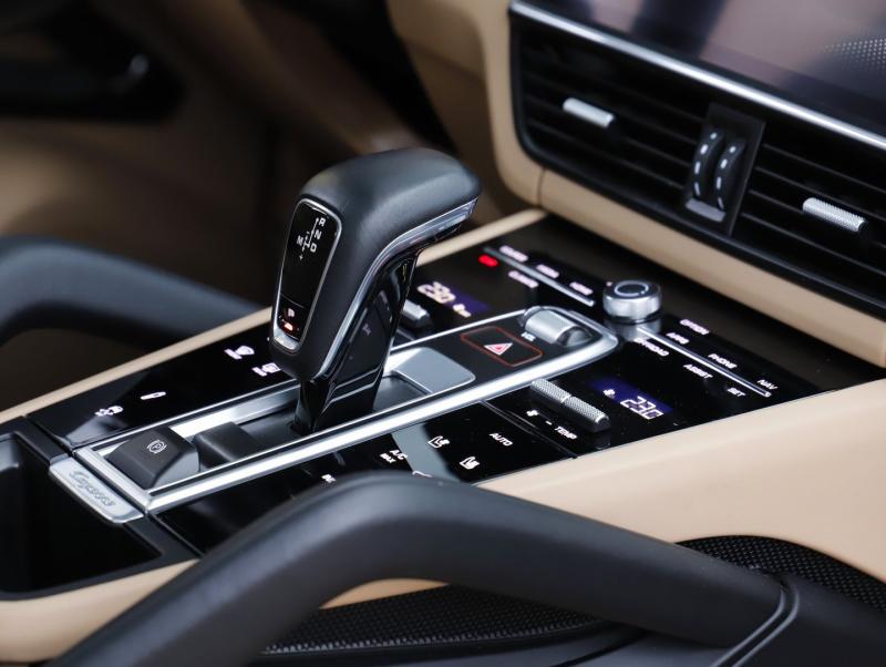 Porsche Cayenne E-Hybrid Coupé