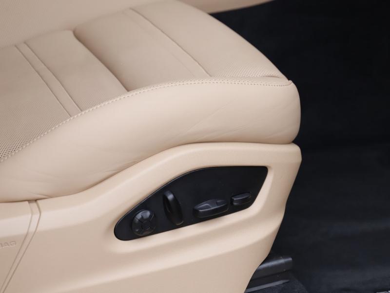 Porsche Cayenne E-Hybrid Coupé