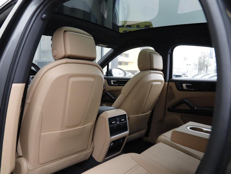 Porsche Cayenne E-Hybrid Coupé