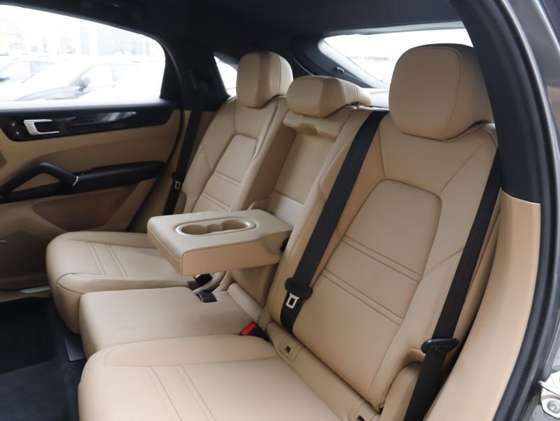 Porsche Cayenne E-Hybrid Coupé