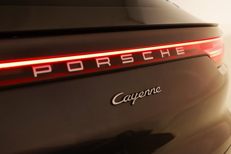 Porsche Cayenne E-Hybrid Coupé