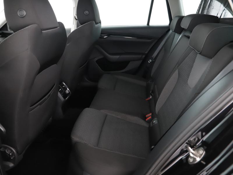 Škoda OCTAVIA Combi Ambition TDI DSG