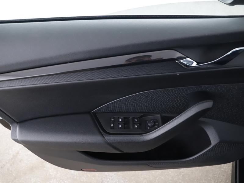 Škoda OCTAVIA Combi Ambition TDI DSG