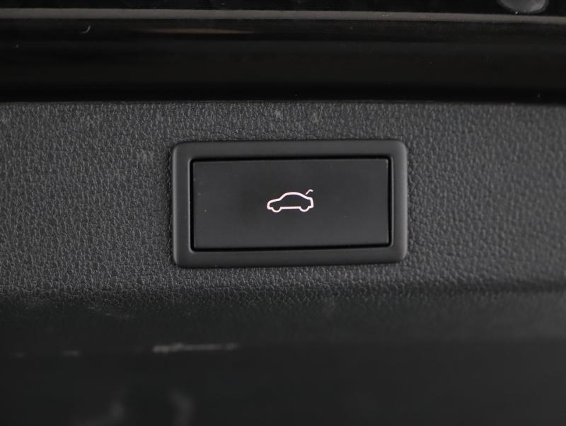 Škoda SUPERB Combi iV SPORTLINE DSG