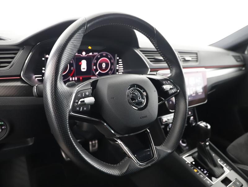 Škoda SUPERB Combi iV SPORTLINE DSG