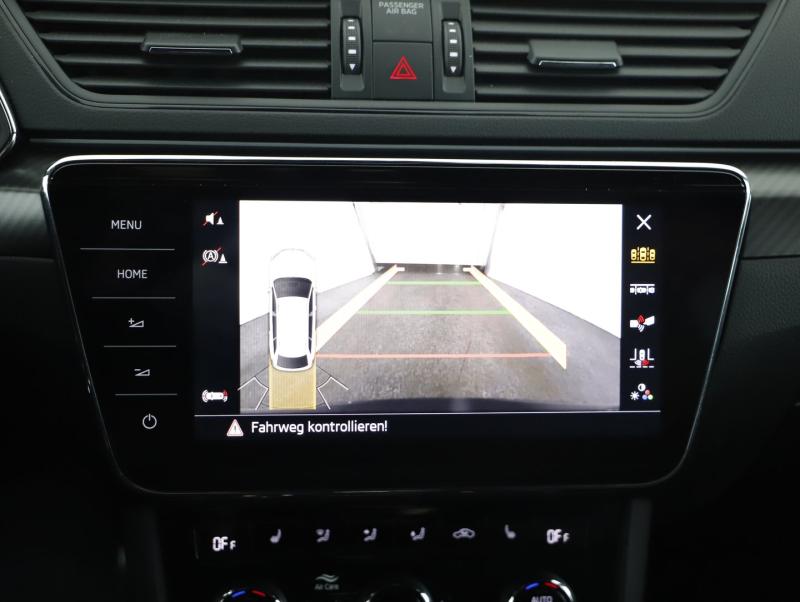 Škoda SUPERB Combi iV SPORTLINE DSG