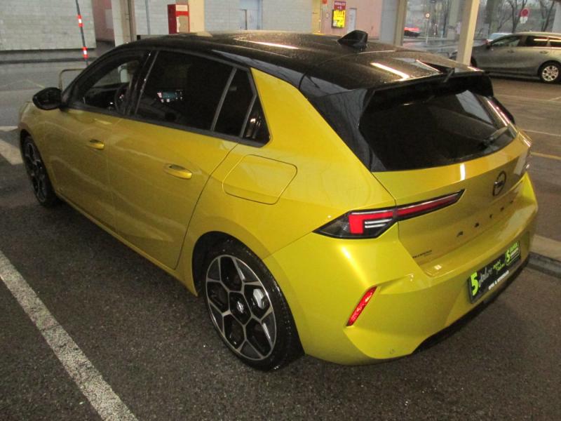 Opel ASTRA ULT 1.6 PHE AT8 180PS