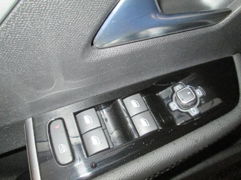 Opel ASTRA ULT 1.6 PHE AT8 180PS