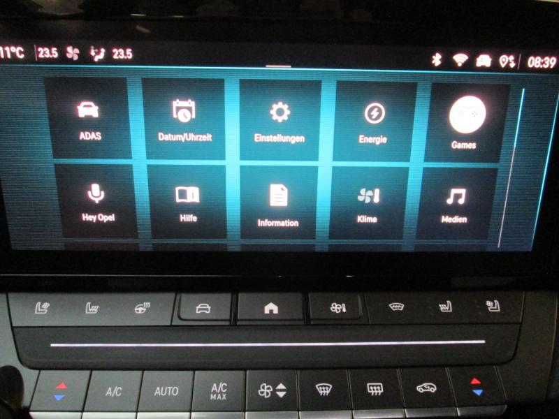 Opel ASTRA ULT 1.6 PHE AT8 180PS