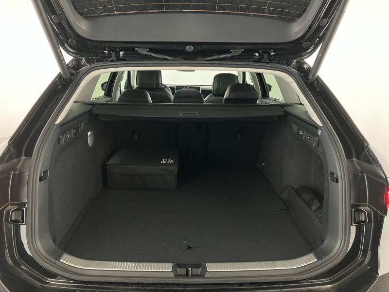 VW Passat Variant Business eHybrid 150kW