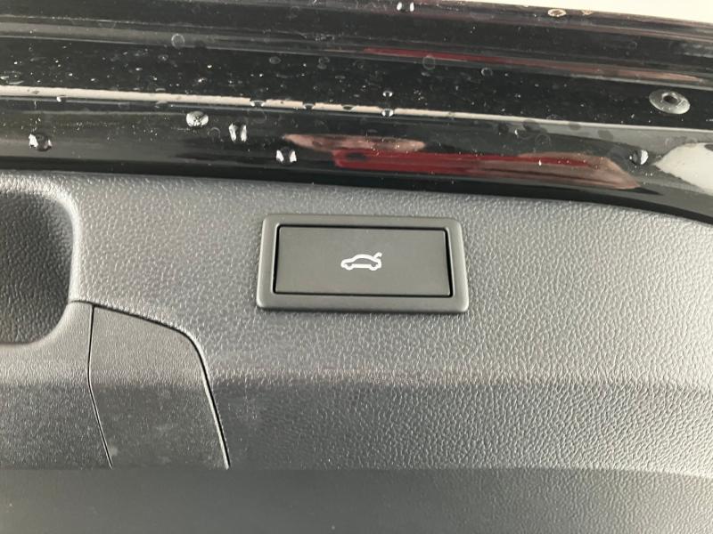 VW Passat Variant Business eHybrid 150kW