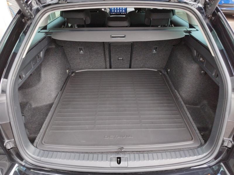 Škoda Octavia Combi Selection TDI DSG