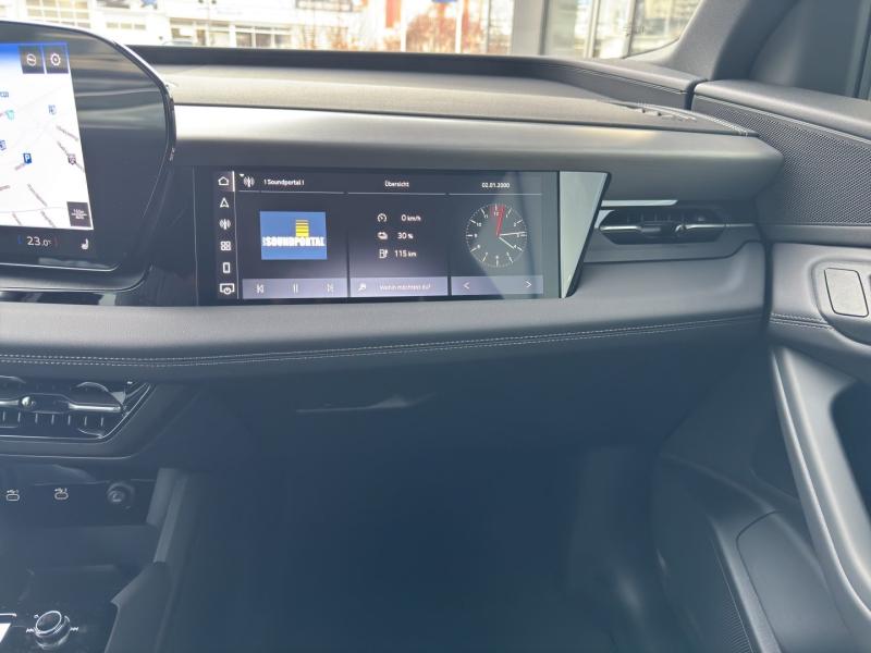 Audi Q6 e-tron quattro