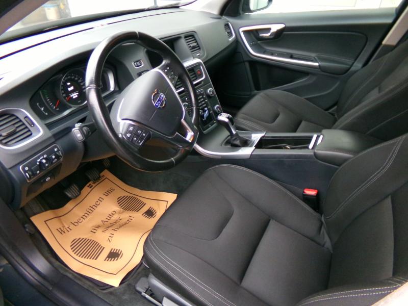 Volvo V60 D2 Kinetic