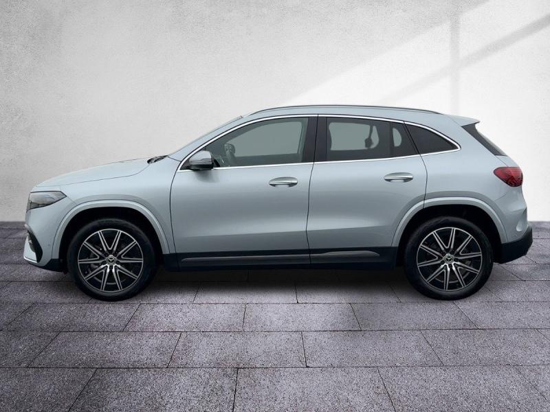 MERCEDES-BENZ EQA 300 4MATIC