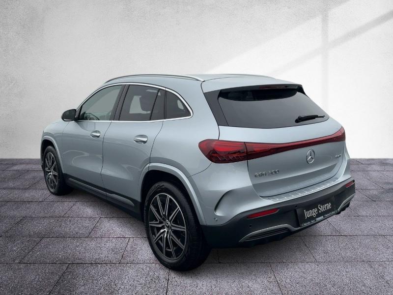 MERCEDES-BENZ EQA 300 4MATIC