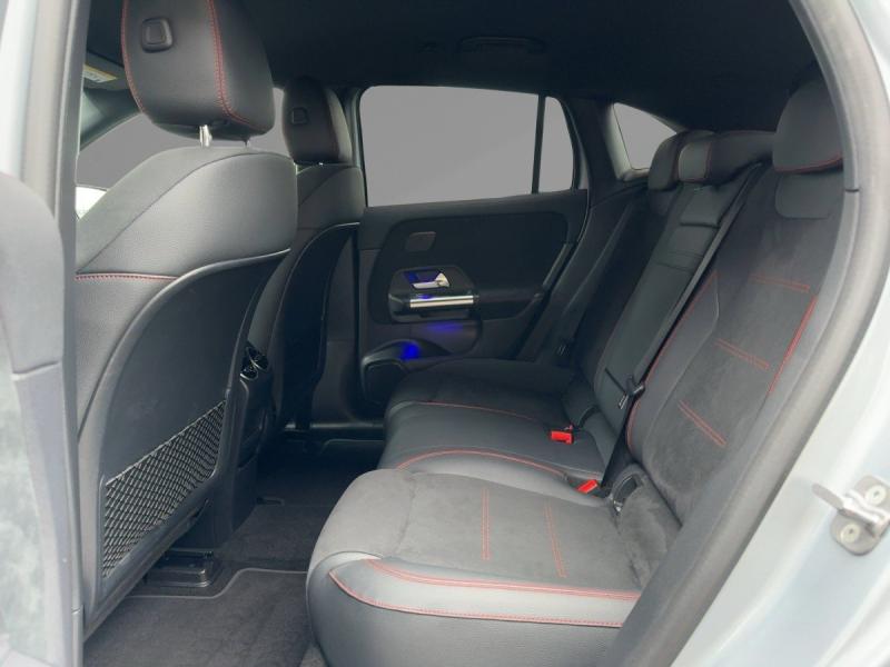 MERCEDES-BENZ EQA 300 4MATIC