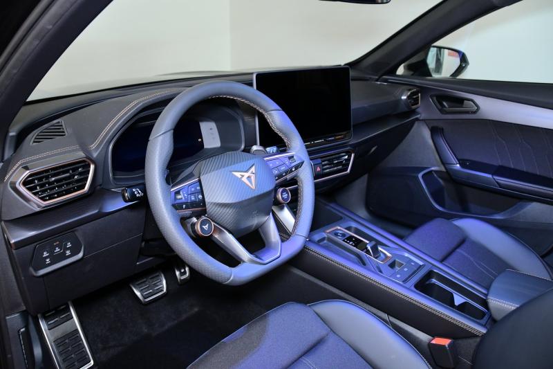 CUPRA Formentor e-HYBRID 204 PS DSG BlackEdit.