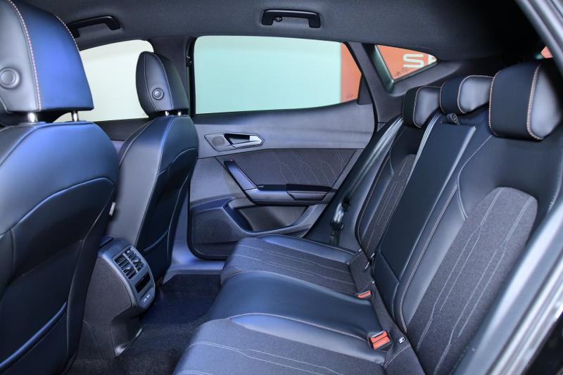 CUPRA Formentor e-HYBRID 204 PS DSG BlackEdit.