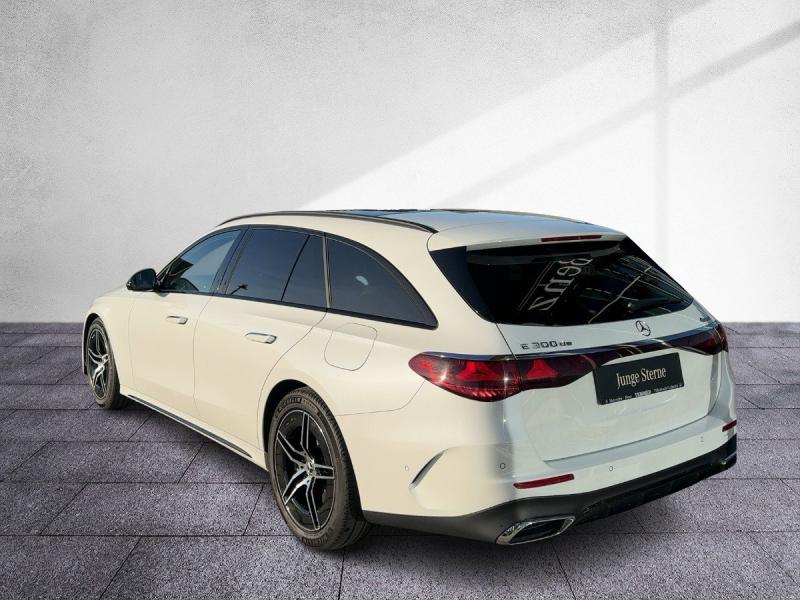 MERCEDES-BENZ E 300 de T 4M AMG-Line