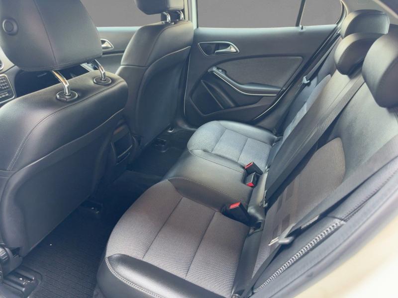 MERCEDES-BENZ GLA 180 CDI Style