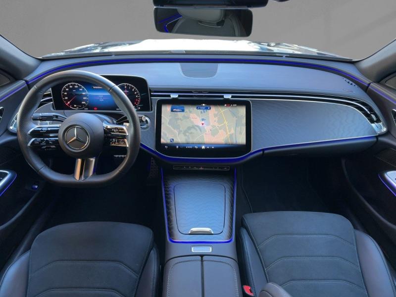 MERCEDES-BENZ E 300 de 4MATIC Limousine