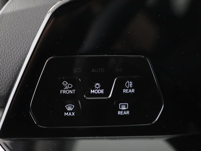 VW Golf Variant Life TDI DSG