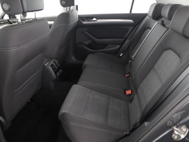 VW Passat Business TDI