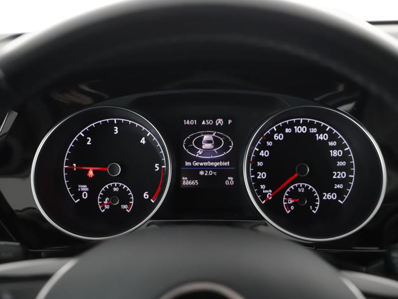 VW Touran Sky TDI DSG